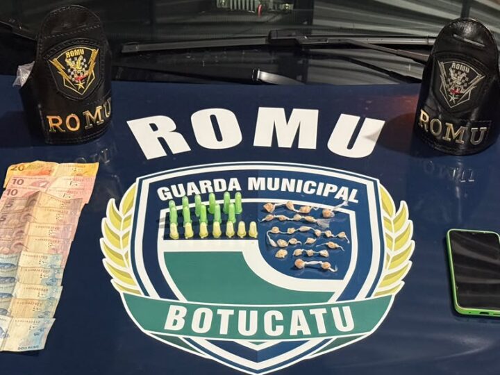 Traficante é preso enquanto entregava drogas a motorista