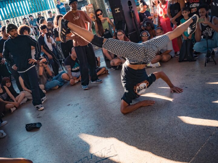 Coletivo Arte de Rua celebra 20 anos com programação gratuita em Botucatu