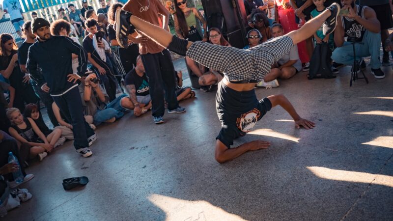 Coletivo Arte de Rua celebra 20 anos com programação gratuita em Botucatu