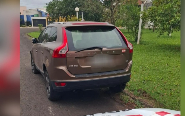 Abordagem termina com recuperação de veículo furtado