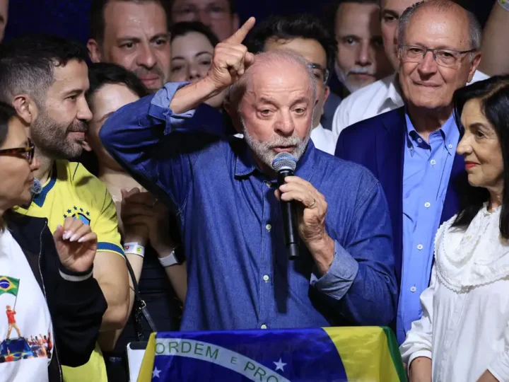 Lula teve aumento de 8 mil votos no 2º turno em Botucatu; Flávio foi o mais votado