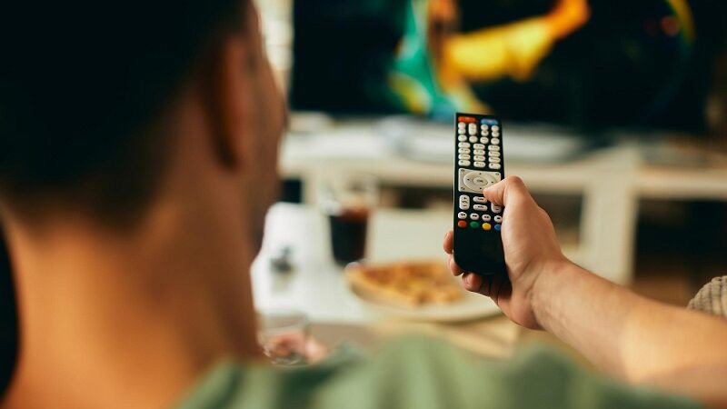Projeto proíbe anúncios em planos pagos de streaming